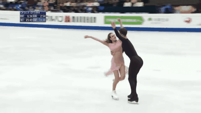 гифка сделана с трансляции первого канала