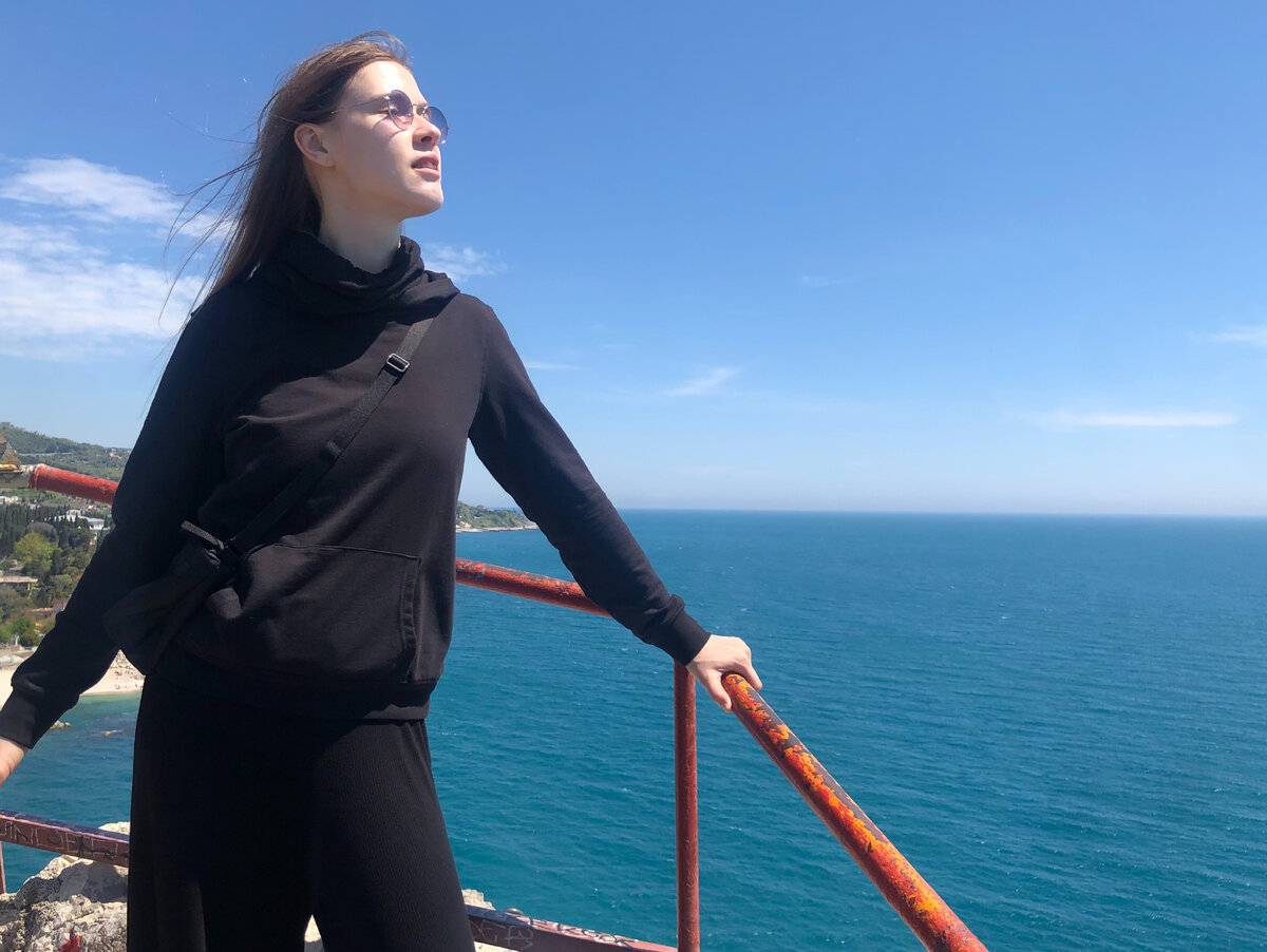 Я - автор канала Куда Глаза Глядят. В Крыму, Симеиз.