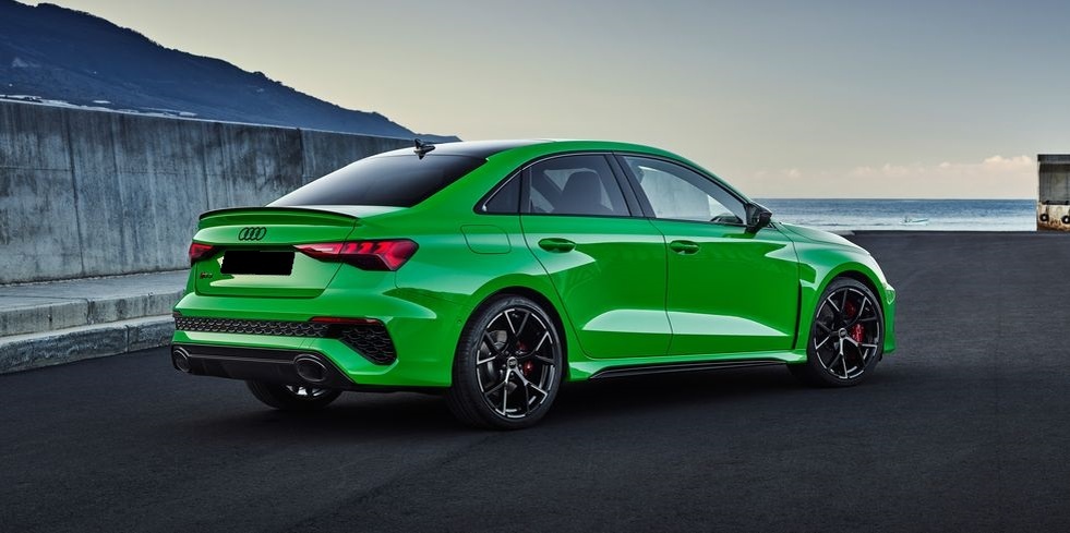 Audi RS3 - 2022 год