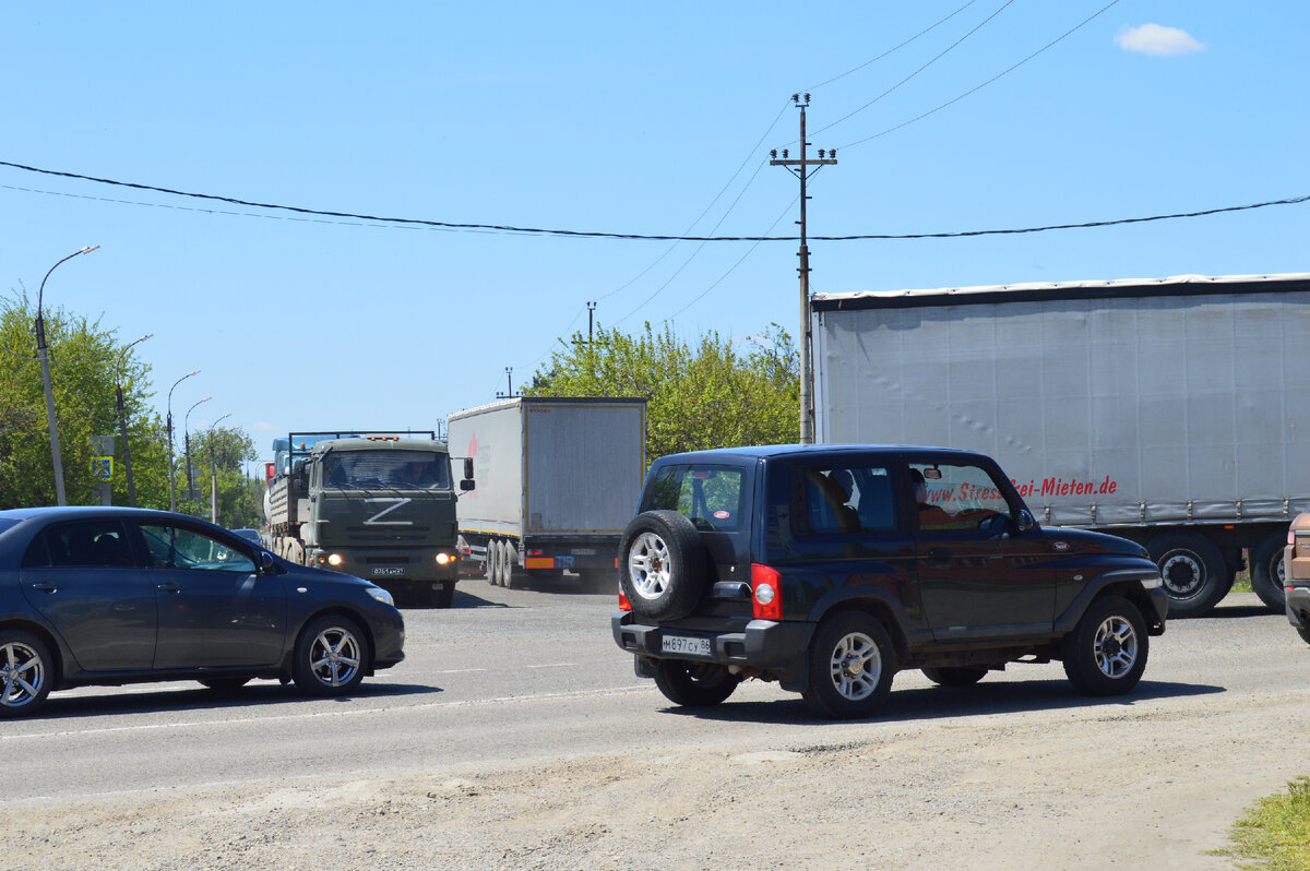 Фото автора. Тот же перекрёсток через пять минут.