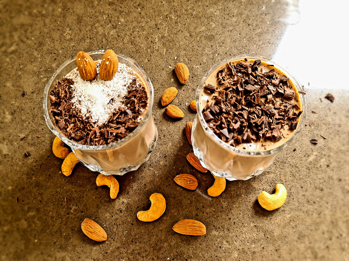 Всего калорий: 321ккал    КБЖУ  Б 32,5 /Ж 15,7 /У 15,5