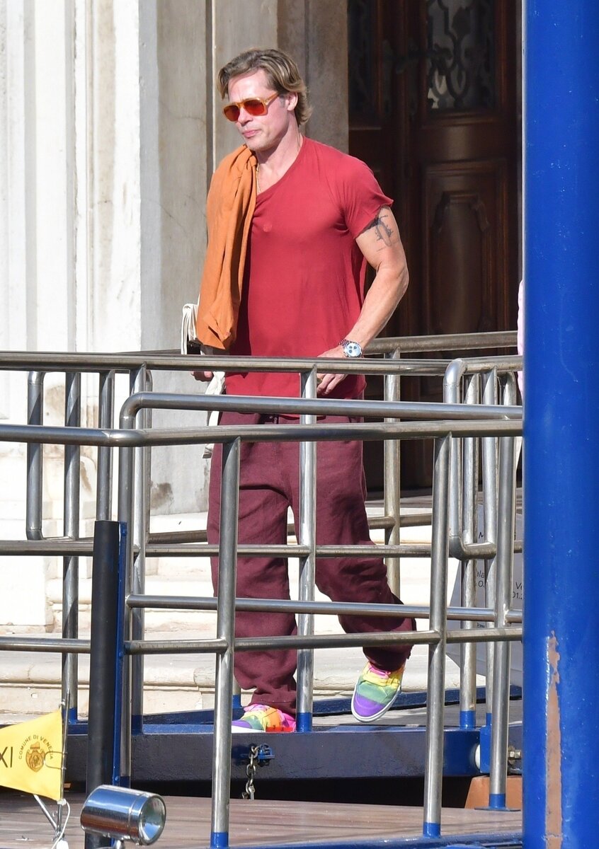    Брэд Питт прилетел на Венецианский кинофестивальLegion-Media