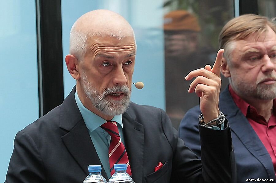 бояков новый театр