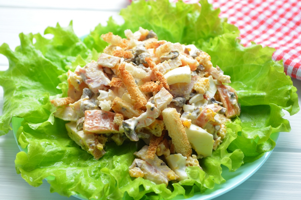 Приготовление ароматных маринованных грибов для вкусного салата