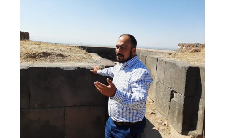 Директор музея Эребуни Михаил Бадалян