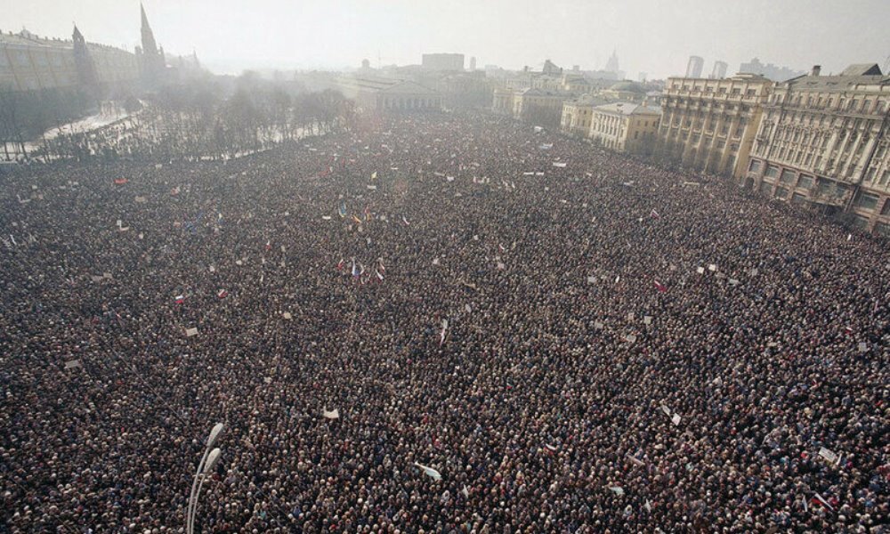 Митинг за свободу и демократию, 4 февраля 1990 года, Москва, Манежная площадь