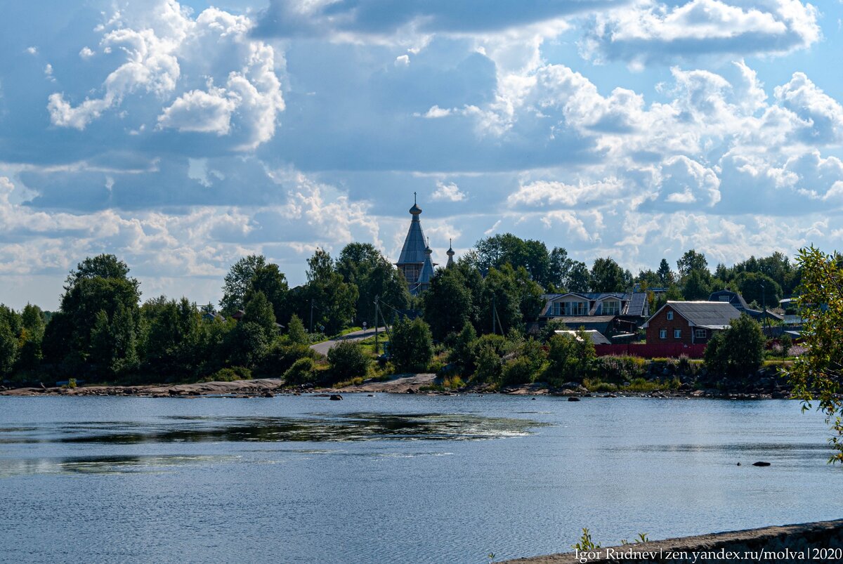 А ведь Карелия — это древние города... (на фото город Кемь)