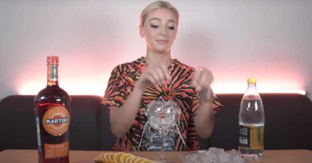 Кадр из видеоролика