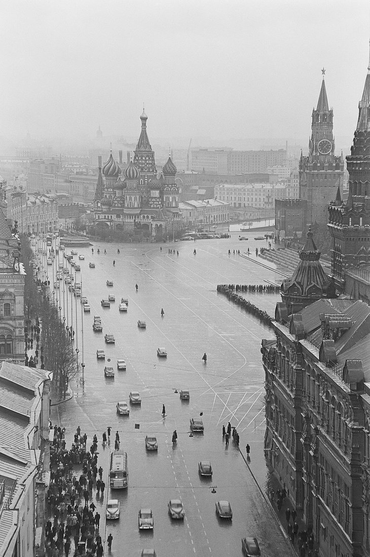 Наум Грановский. Красная площадь. Исторический проезд. 1958