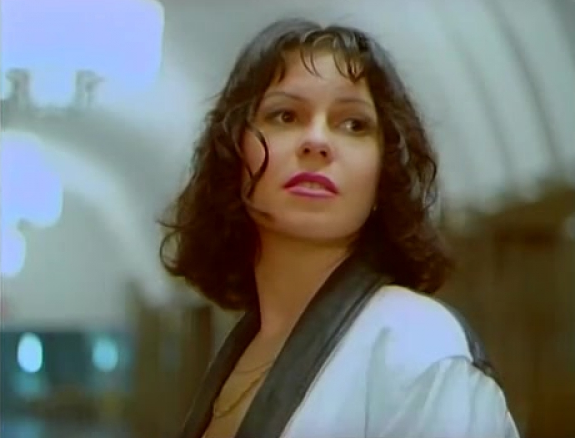 Штурм окончен школьный. Штурм. Наталья штурм школьный роман. Штурм наталья - школьный роман год. Штурм окончен школьный.