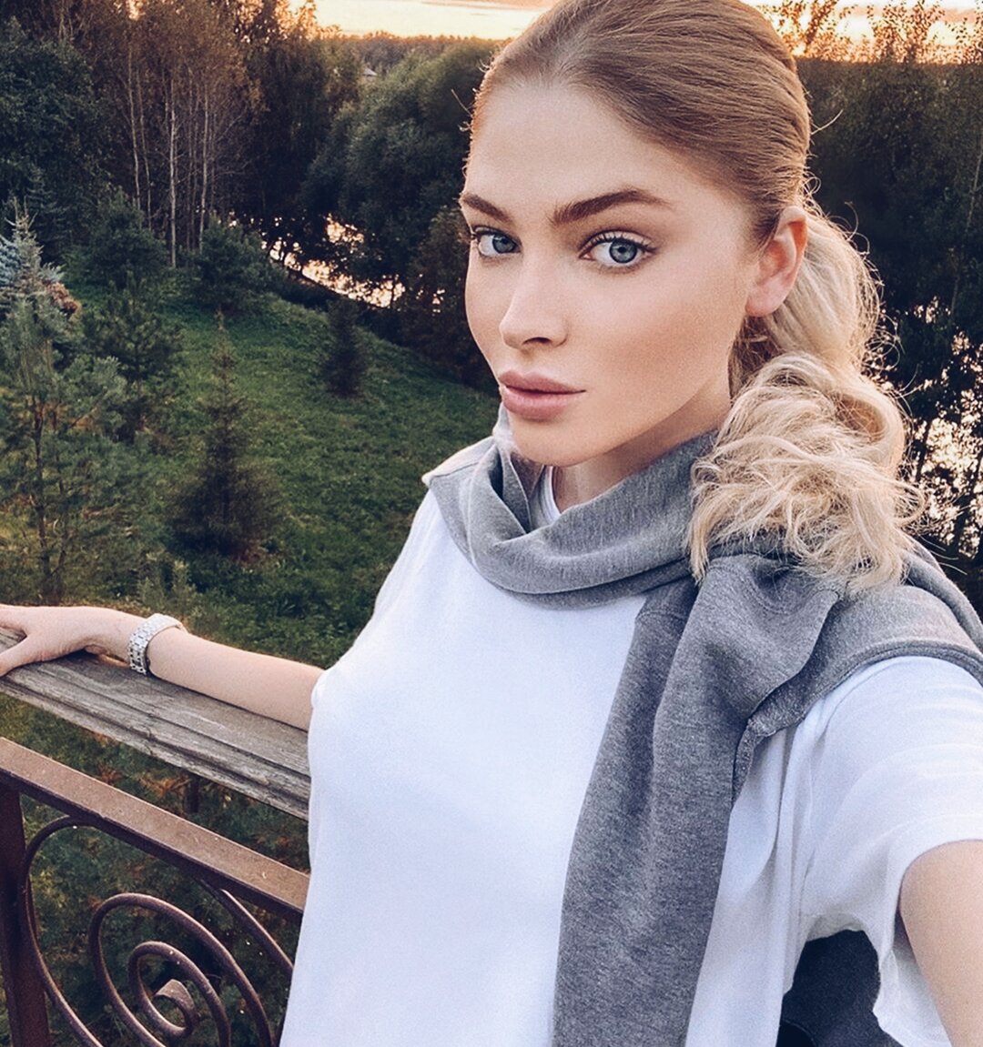 Алена Шишкова.