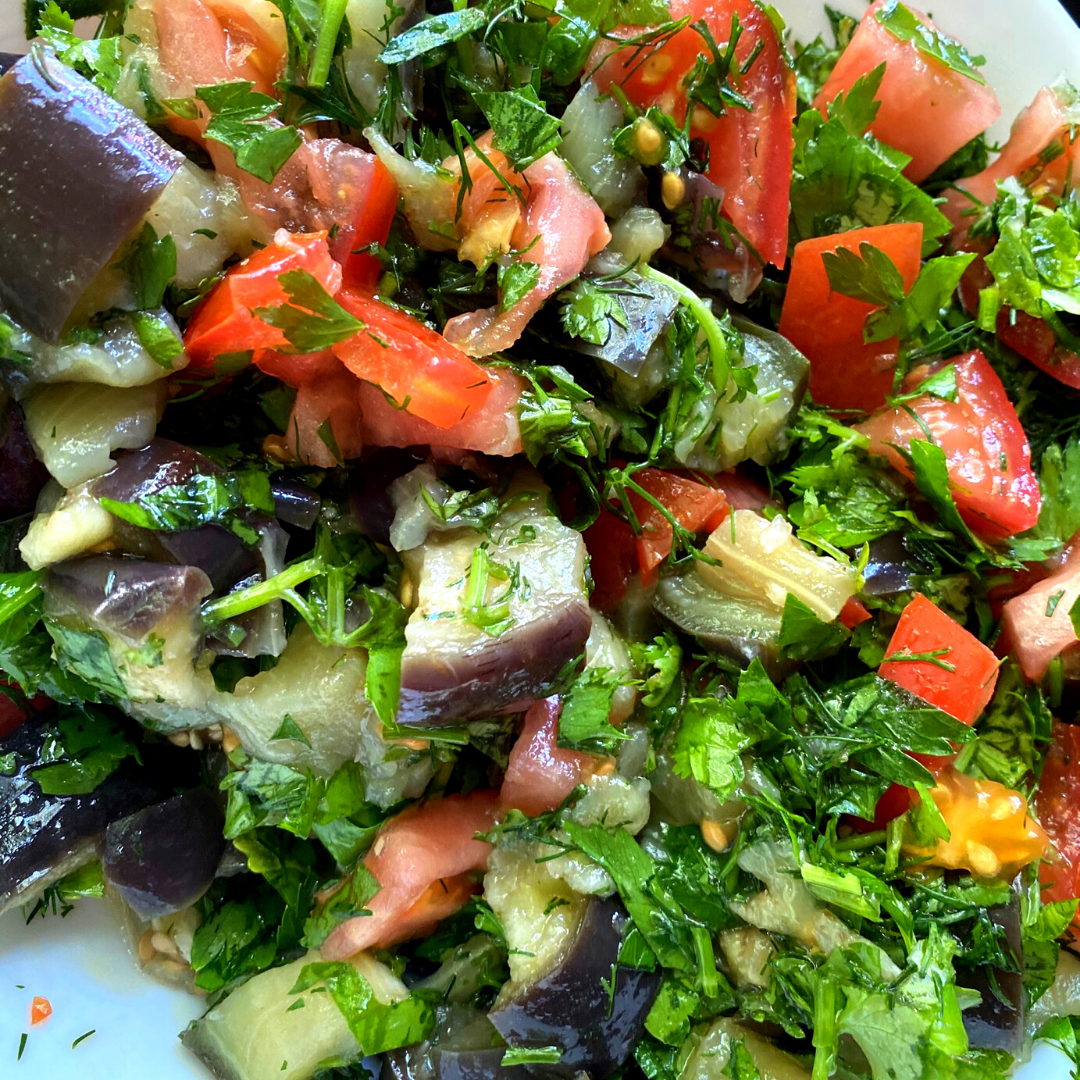 Салат с баклажанами