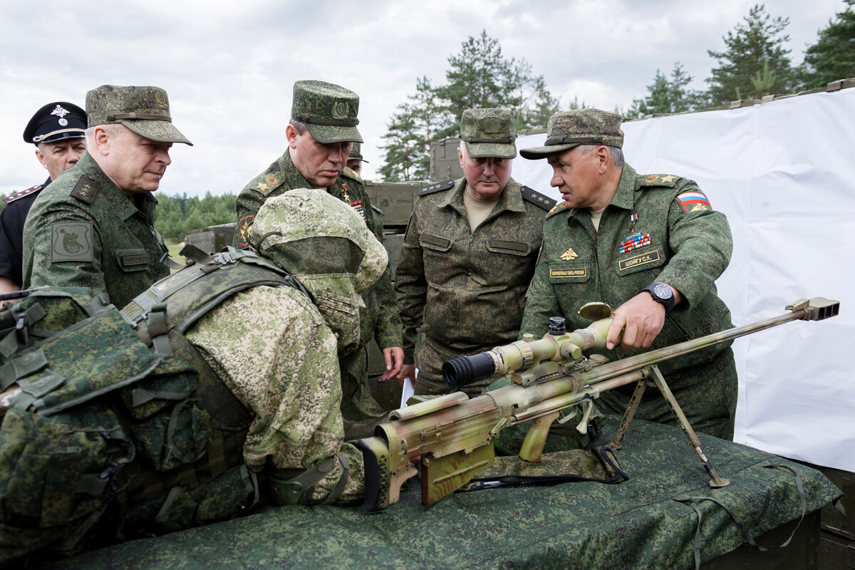 Сила российских. Мотострелки Западного военного округа в Мулино. Военный полигон учения. ЗВО войска. Западные войска.