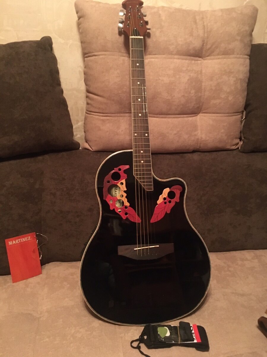 Электроакустическая гитара