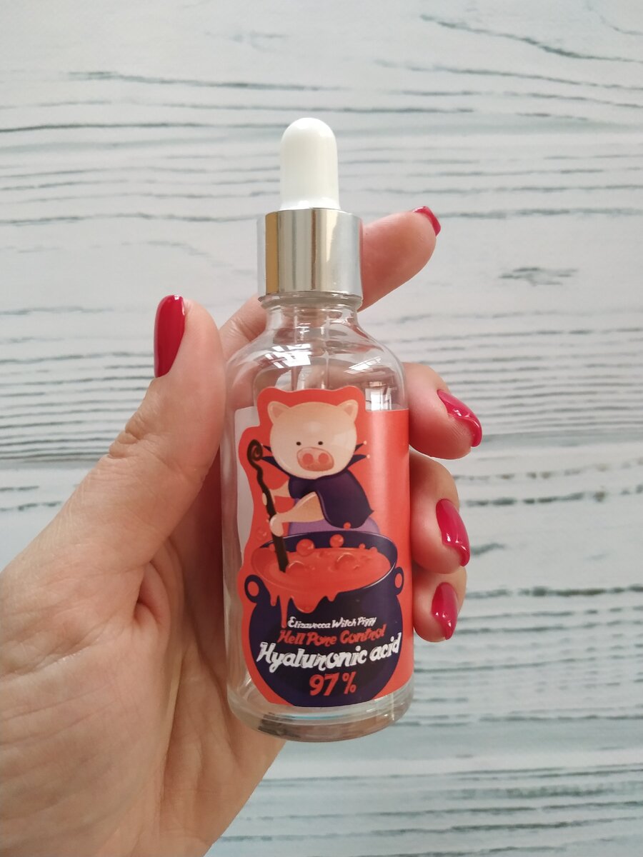 С милой хрюшкой на флаконе