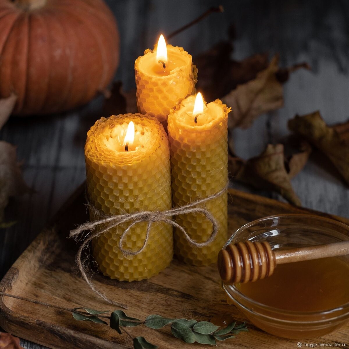 Натуральная свеча из пчелиного воска