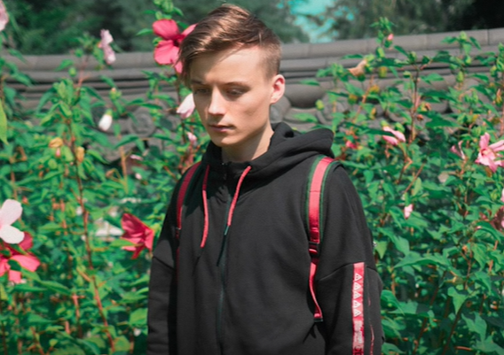 Источник: www.youtube.com/user/EeOneGuy