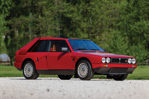 (Google фото) Lancia Delta S4 Stradale