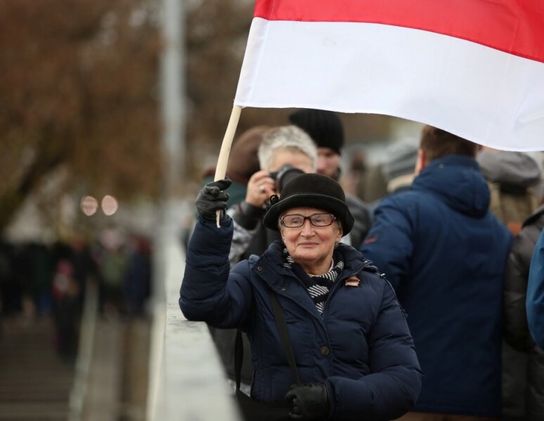 протестующие