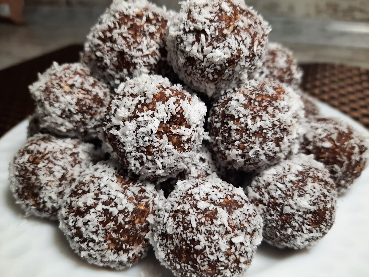 Сыроедческие конфеты 