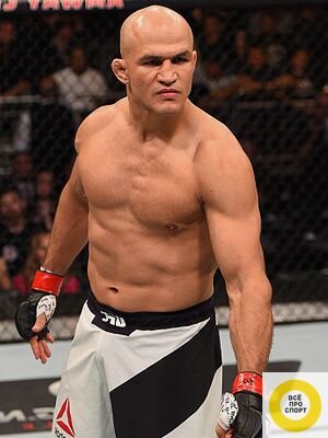 Джуниор Дус Сантос