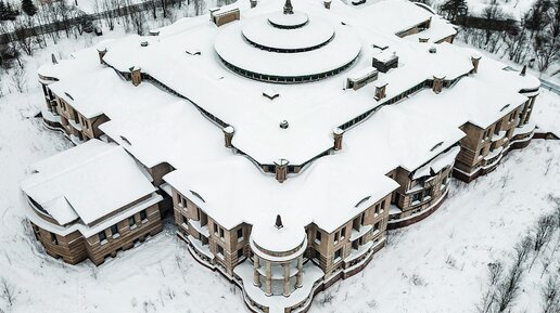 Недостроенный дворец Газпрома в 30 километрах от Москвы. Показываю вид сверху.