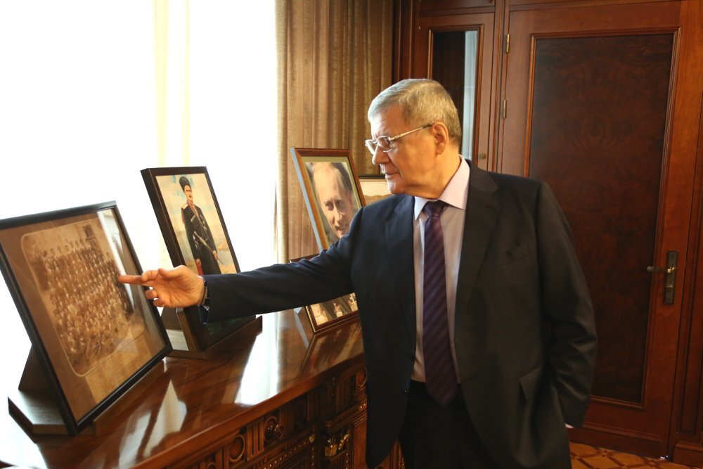 Юрий Чайка, полномочный представитель Президента РФ в СКФО: Мой дед - казак, служил в конвое наместника Его Императорского Величества на Кавказе. Фото: Иван Егоров