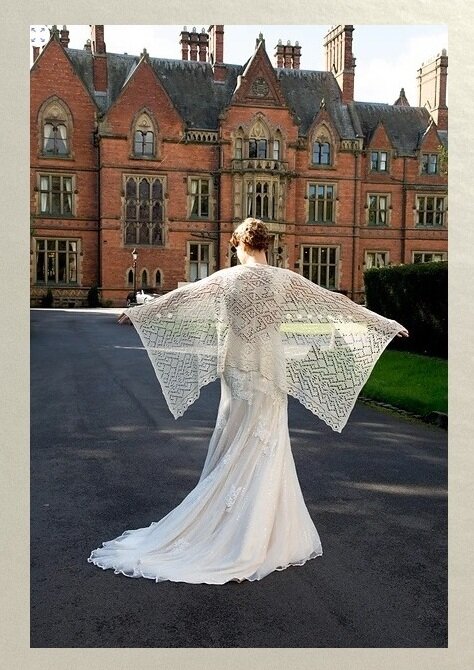 Ажурный палантин от дизайнера Anniken Allis. Источник: www.ravelry.com/patterns/library/forever-3.