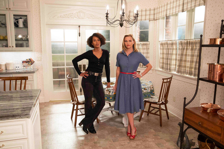 Главные роли в сериале исполнили голливудские звезды Керри Вашингтон и Риз Уизерспун