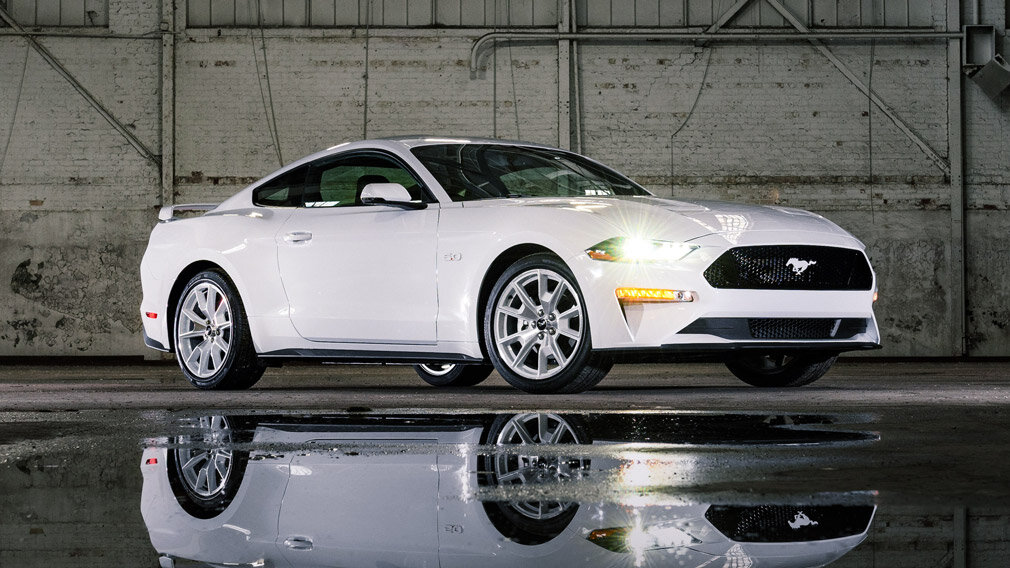 Ford Mustang Ice White Edition