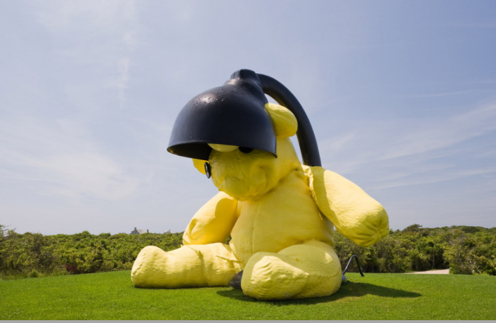 Произведение: "Гигантский лампа—медведь"