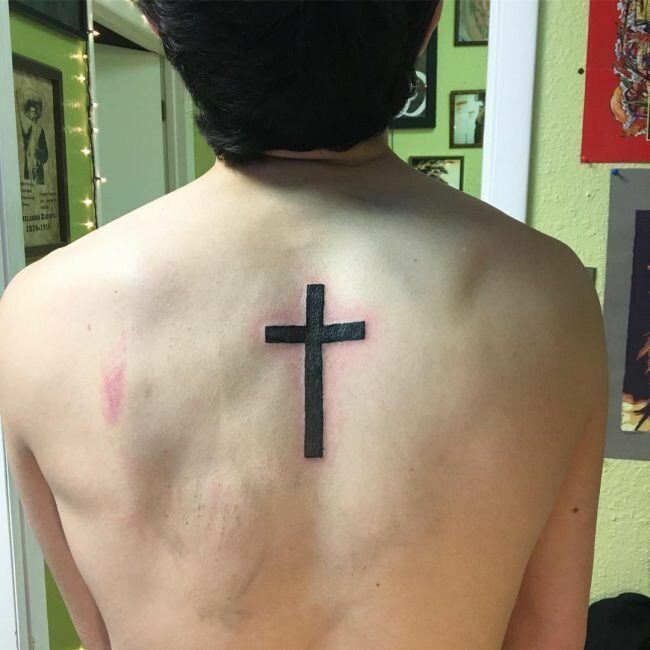Значения татуировок с крестами