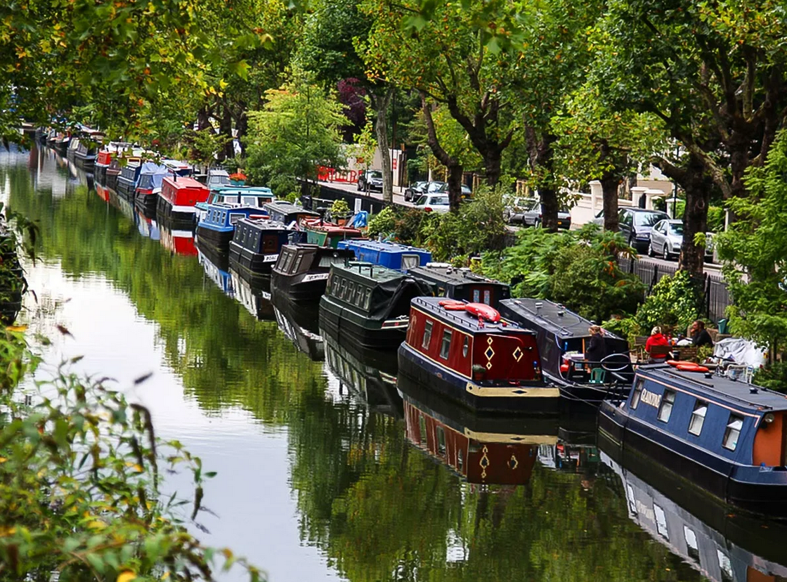 Houseboat РІ РђРЅРіР»РёРё