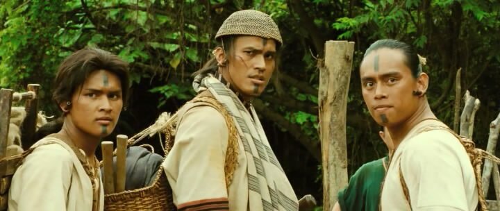 Атаялы смотрят на тебя как на человека с лишней головой.