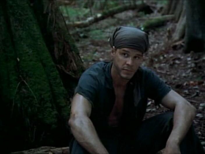 Кадр из фильма «Клад» (1996)