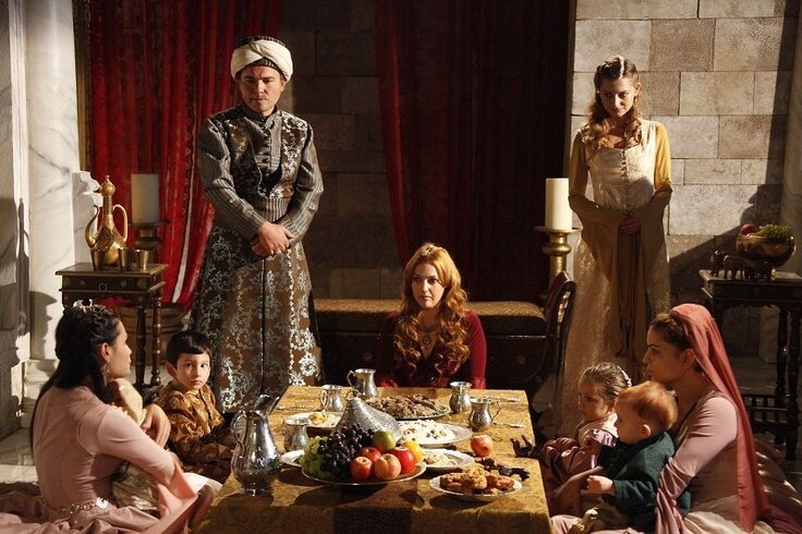 Кадр из сериала "Великолепный век"