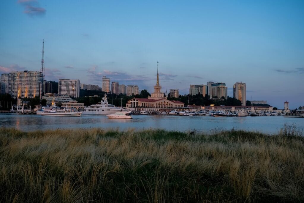 Морской вокзал с воды