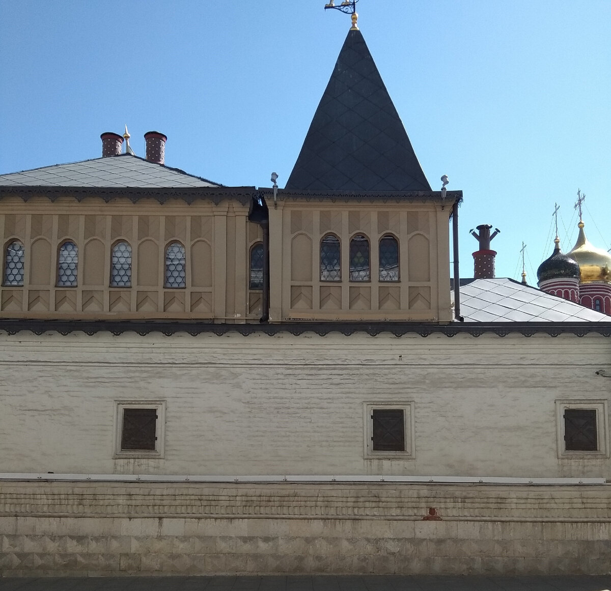 Палаты бояр Романовых, вид с Варварки. Фото автора