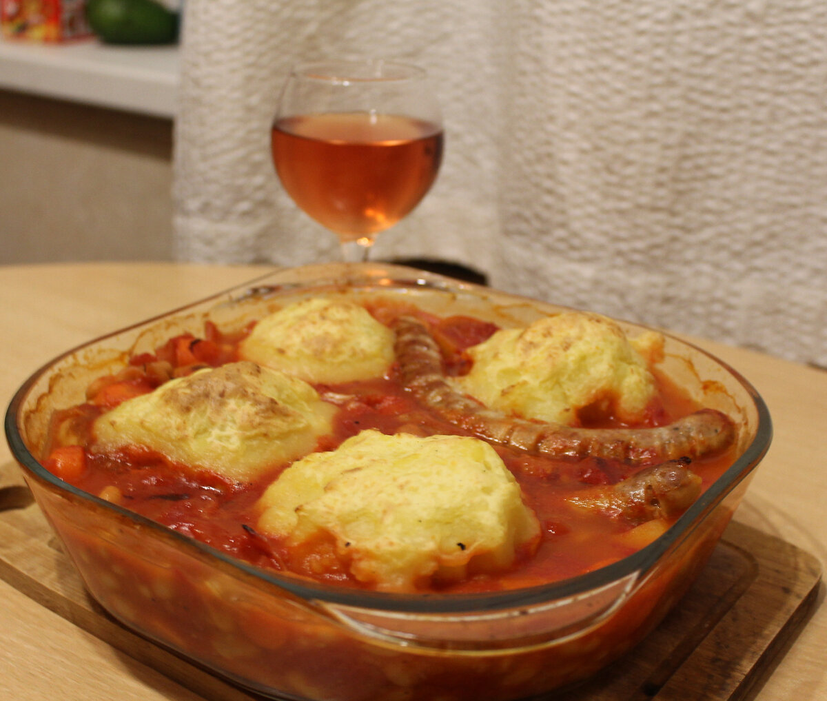 Запеканка с колбасками (Sausage casserole) | Вкусно! | Дзен