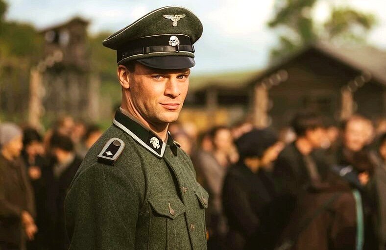 Кадр из фильма «Собибор». Густав Вагнер, роль которого сыграл Вольфганг Черни