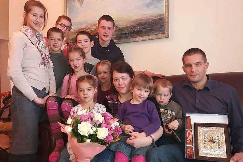 Где сейчас семья. Семья Мартенс. Многодетные семьи в Германии. Многодетная немецкая семья. Многодетные семьи Ставропольский край