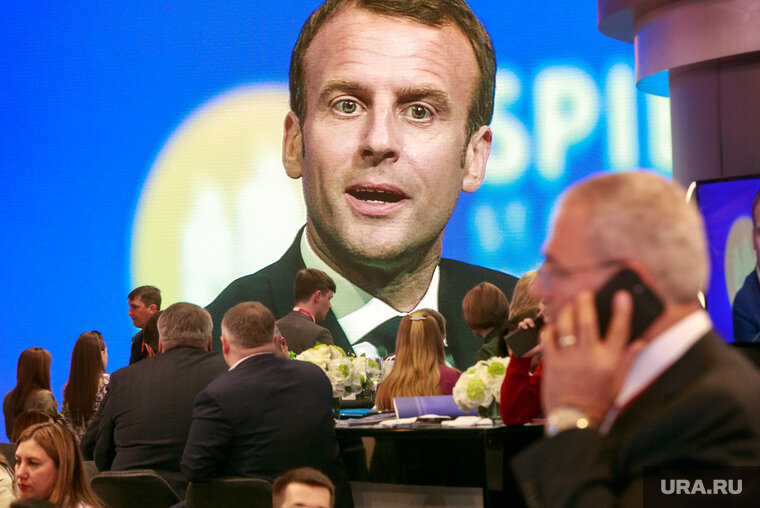    Эммануэль Макрон поговорил с президентом Украины