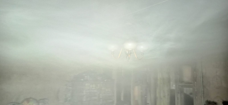    Пожар в квартире на улице Селькоровская 80/2 в Екатеринбурге «Оперативные Ночные новости»