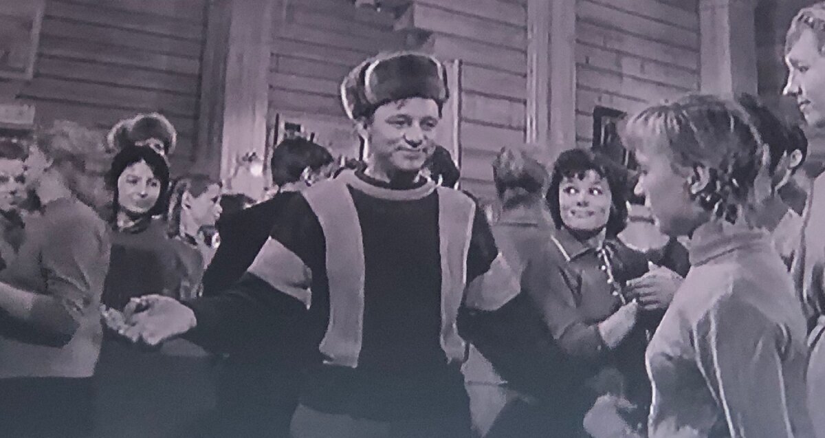 Сцена на танцполе