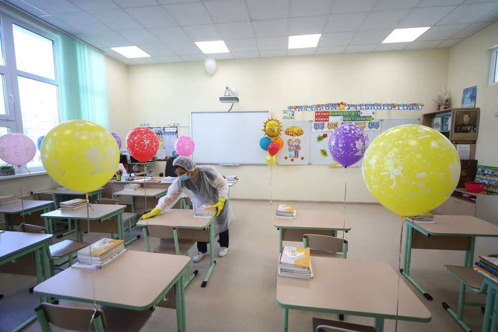 Фото: © Подготовка школы «Мозаика» в Красногорске к новому учебному году / Сергей Ведяшкин / АГН Москва 