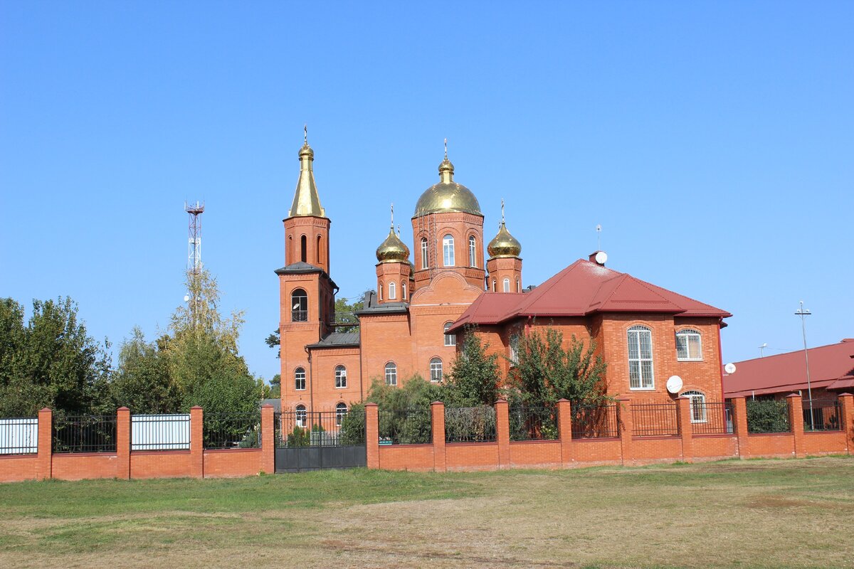 Погода в северской краснодарского на 10. Станица Новотитаровская Краснодарский край. Храм станица Новотитаровская Краснодарский край. Краснодар станица Новотитаровская. Храм Андрея Первозванного Новотитаровская.