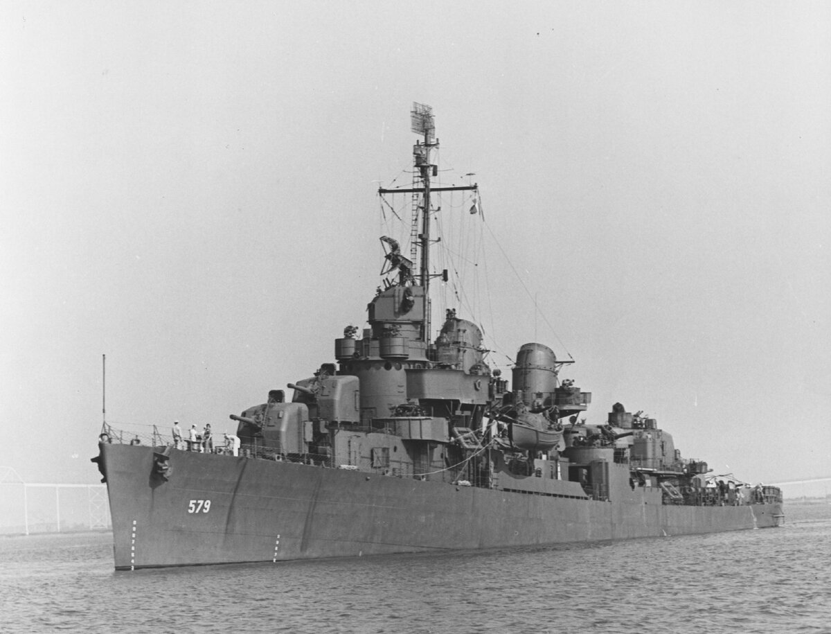 Сам USS William D. Porter собственной персоной.