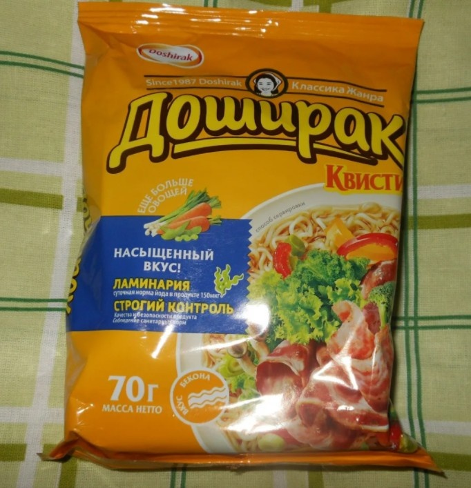 Все дошираки немного схожи по вкусу, но с беконом и грибной немного выделяются на их фоне, не сказать, что самые вкусные, но явно самые необычные.