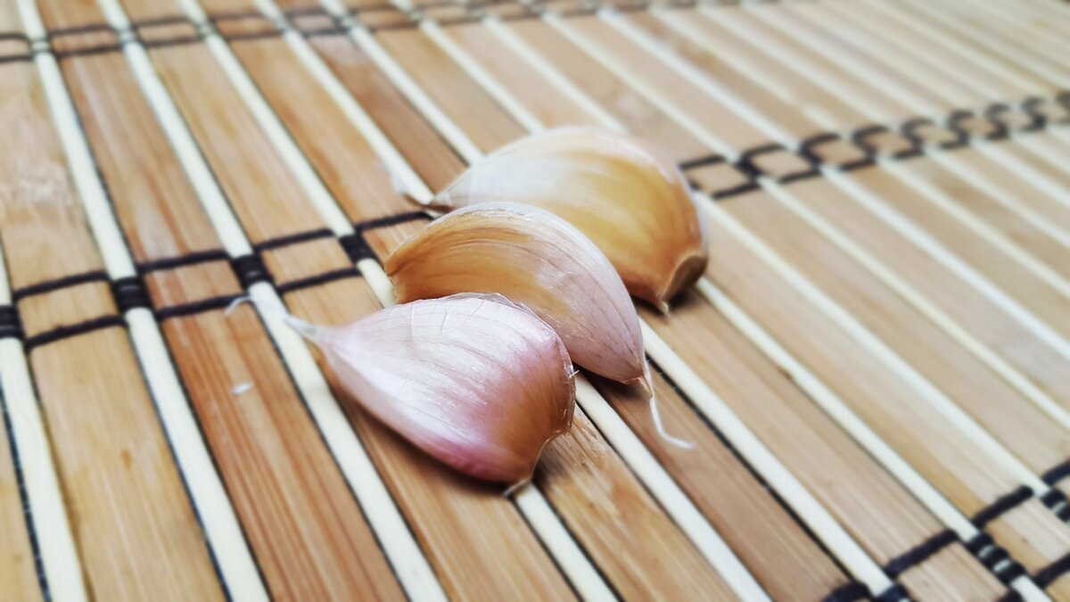 Чеснок, лук, зеленый перец чили являются сильнейшими стимуляторами нервной системы.