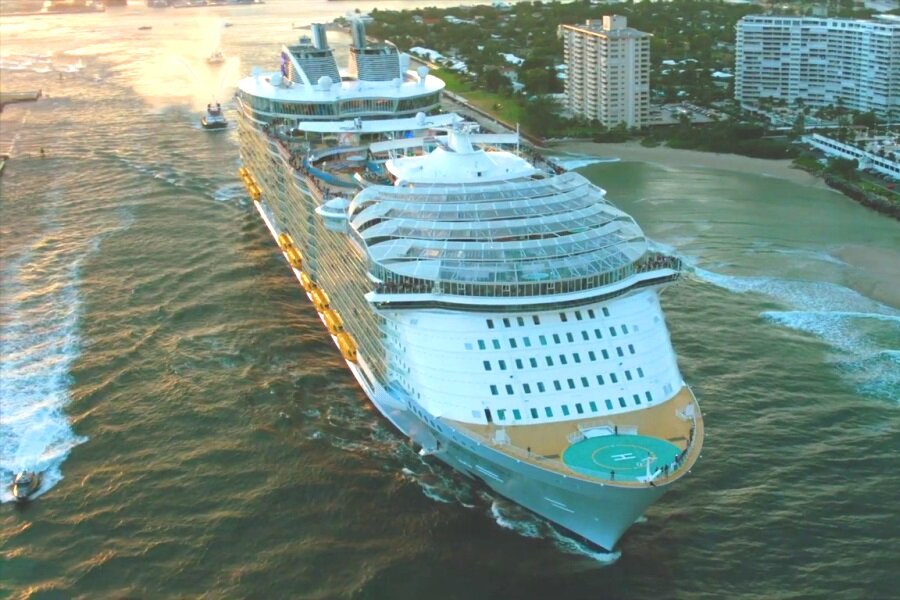 Royal Caribbean International лайнеры